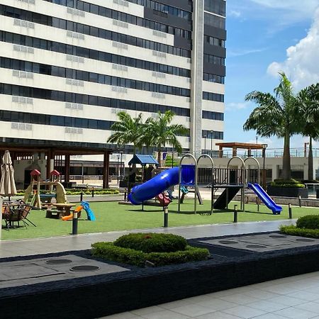 Puerto Santa Ana, Torres Bellini, 2 Dormitorios, Parqueo Guayaquil Exterior photo
