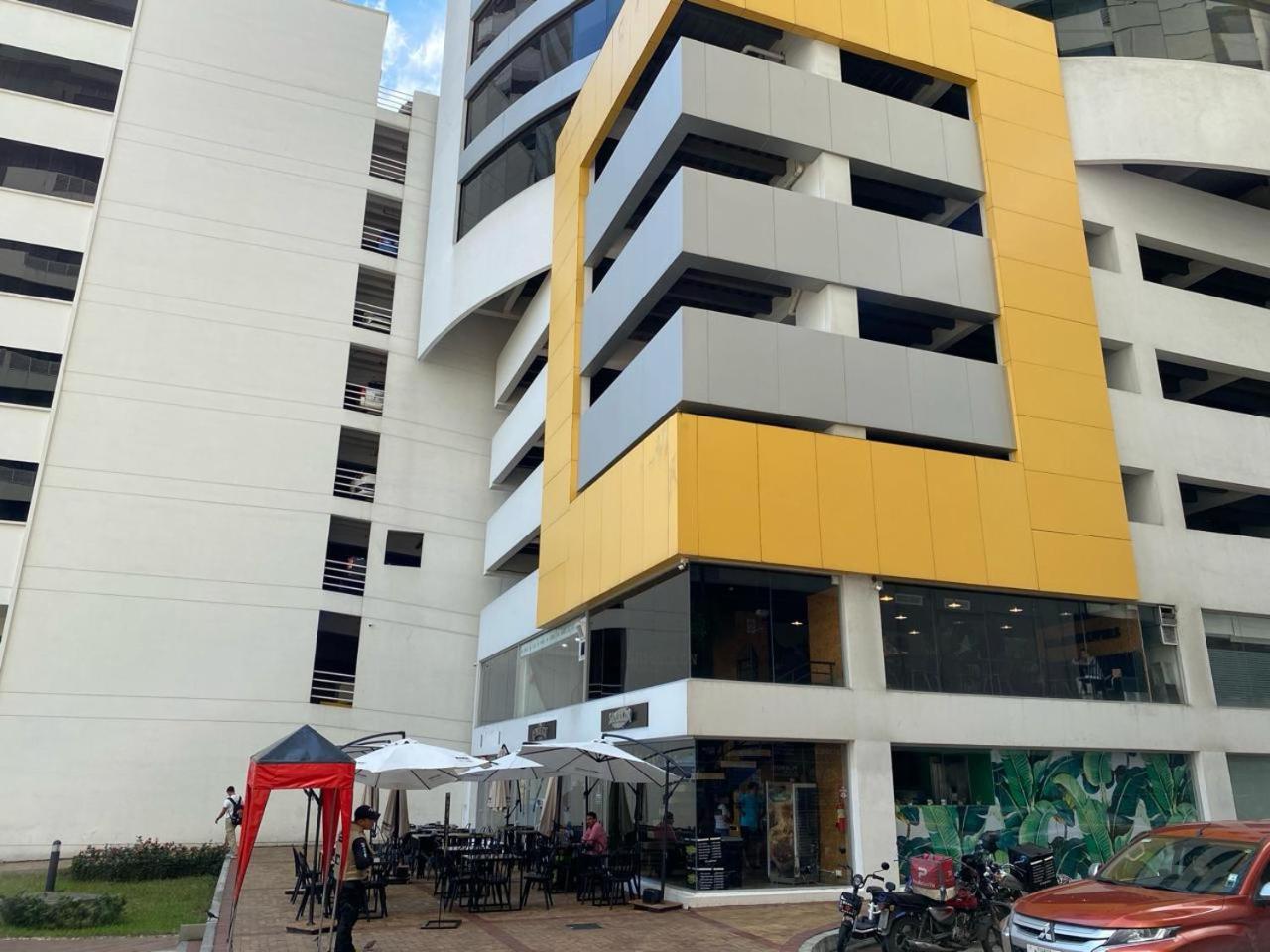 Puerto Santa Ana, Torres Bellini, 2 Dormitorios, Parqueo Guayaquil Exterior photo