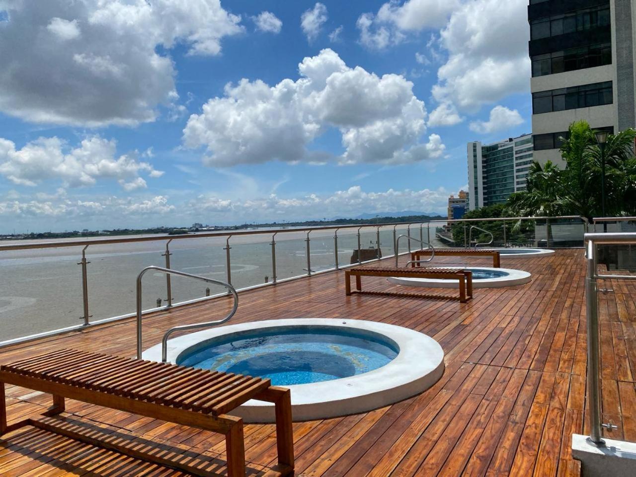 Puerto Santa Ana, Torres Bellini, 2 Dormitorios, Parqueo Guayaquil Exterior photo